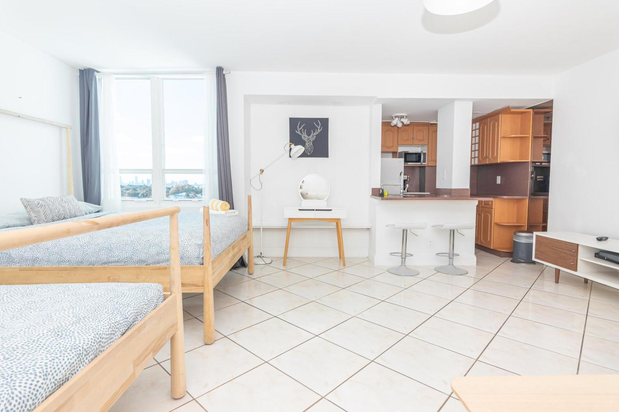 Girasole Apartments ไมอามีบีช ห้อง รูปภาพ